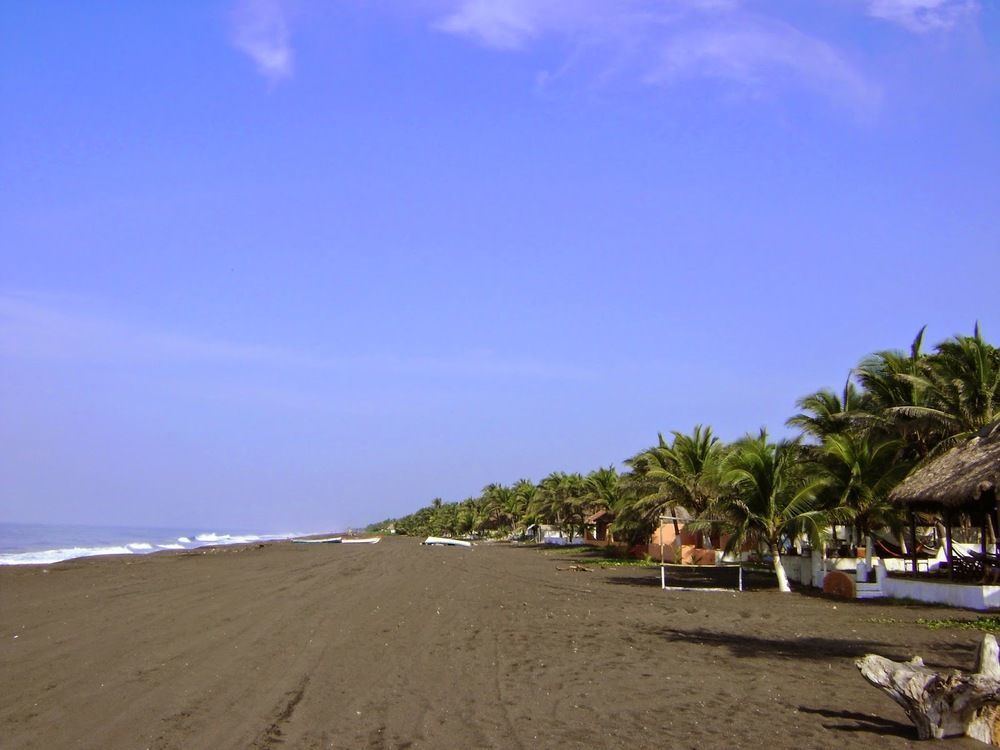 Tortugas Place Hotel Y Bungalos Monterrico Exterior foto